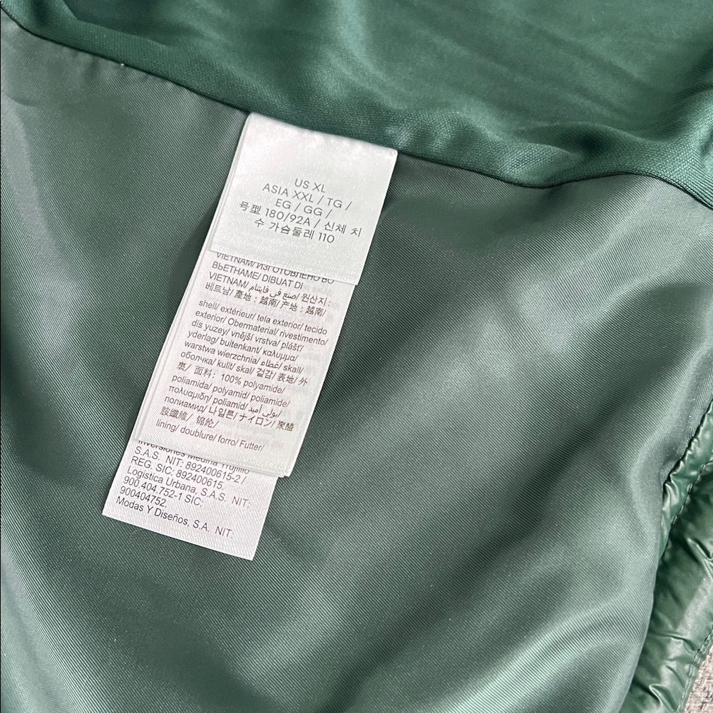 Calvin Klein Forest Green Quilted Vest - Picture 9 of 10